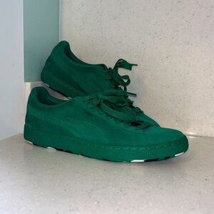 Puma sneakers